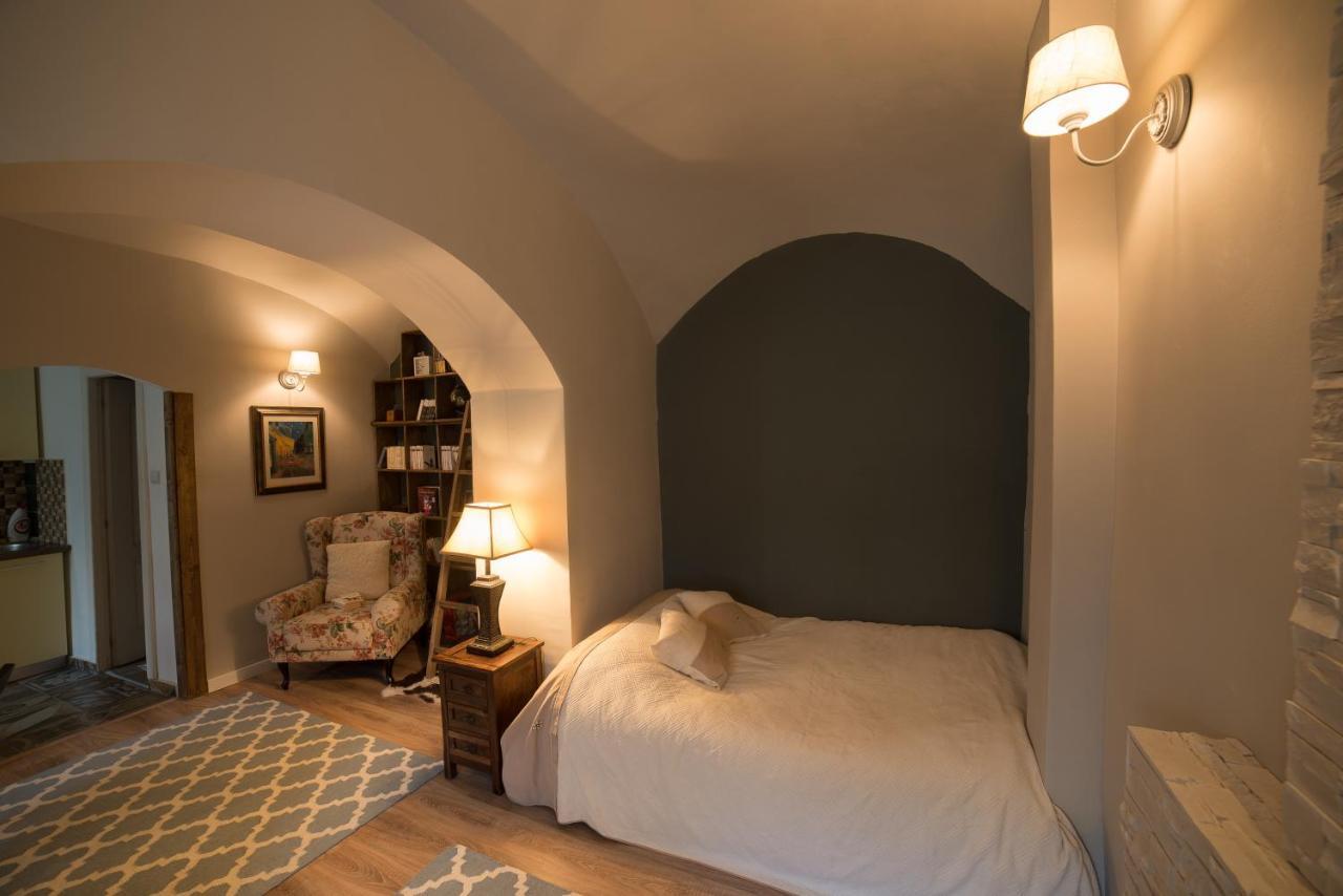 Colonial Ultra Center Apartment Клуж-Напока Екстериор снимка